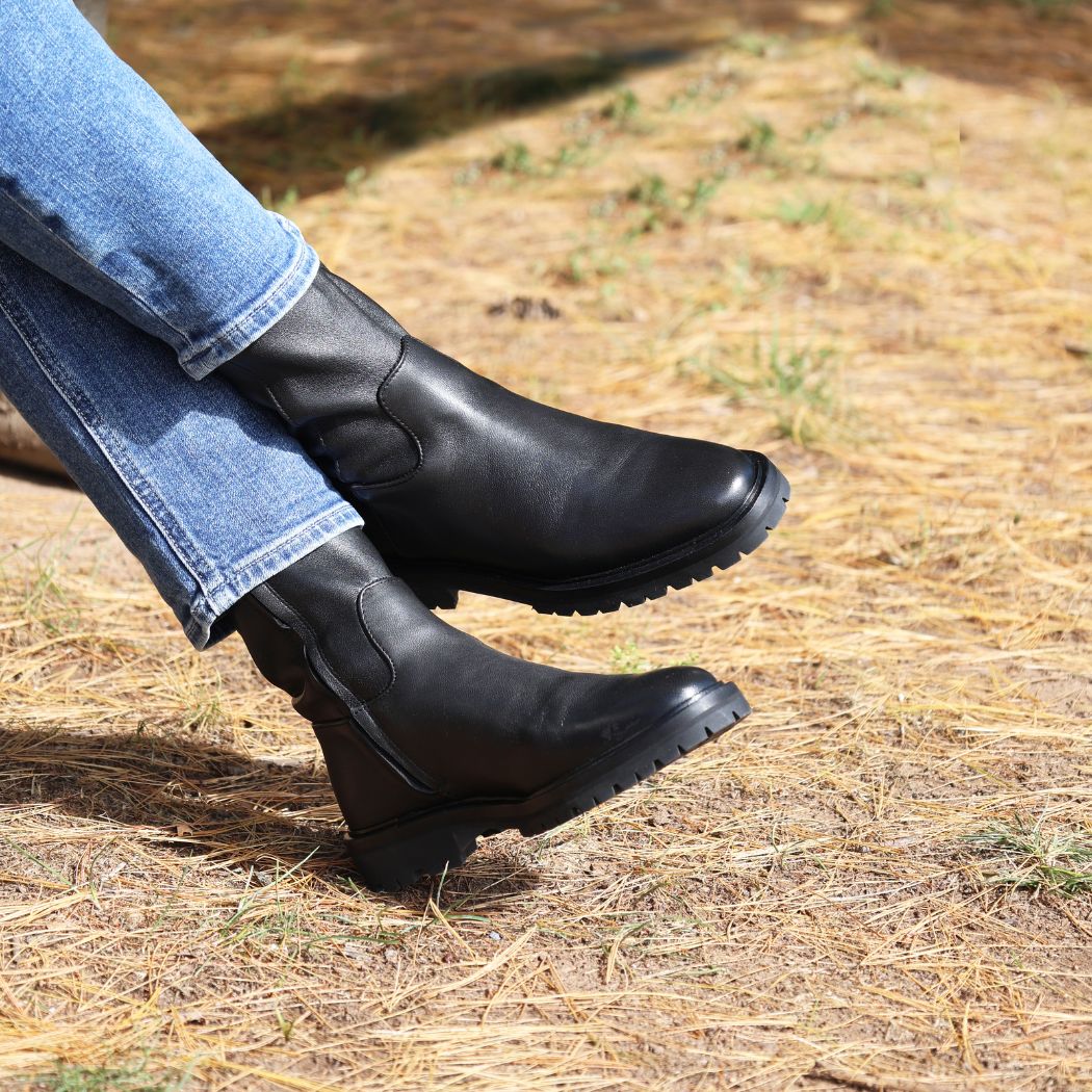 Danny Stretch Leather Flat Boot - Image 2